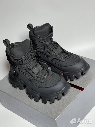 Ботинки Prada