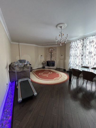 4-к. квартира, 122,8 м², 3/7 эт.