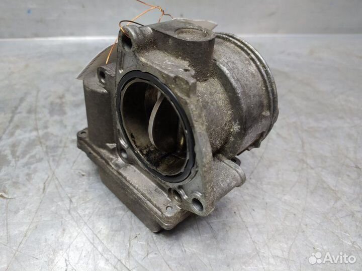 Заслонка дроссельная электрическая Volkswagen Golf