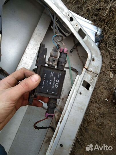 Подогрев личинки замка на Ауди 80