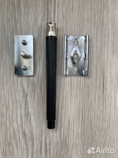 Бритвенный станок, Т-образный