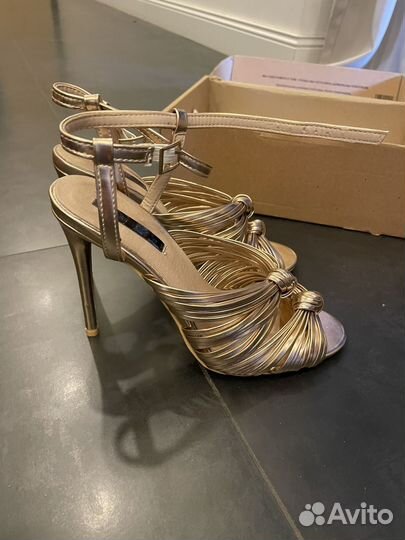 Босоножки женские 38 размер