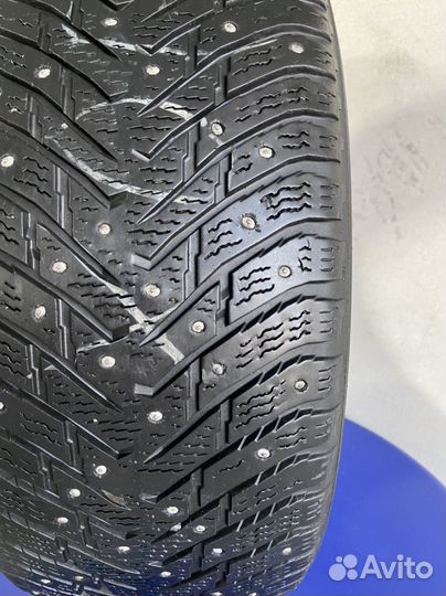 Nokian Tyres Hakkapeliitta 8 235/55 R17 103T