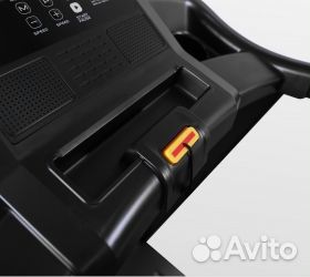 Бюджетная беговая дорожка на 120кг Carbon T506 UP