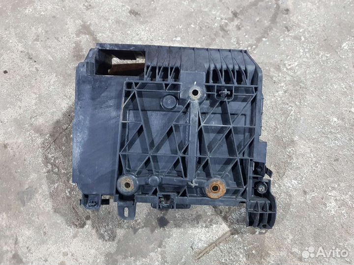 Площадка акб Renault Megane 2