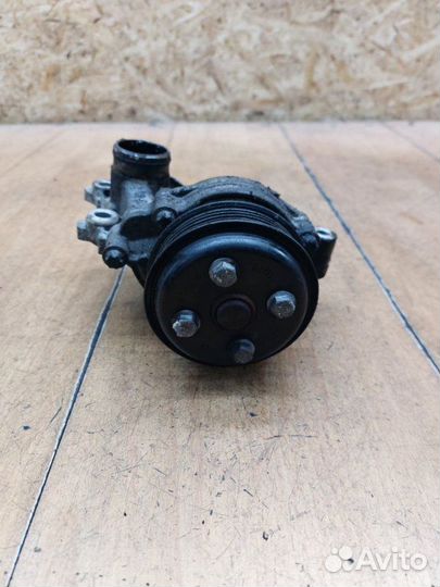 Помпа Mercedes A-Class W-169 OM640.940 2010