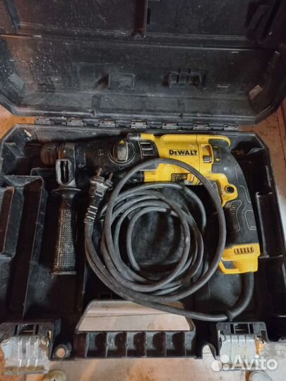 Перфоратор dewalt D25133