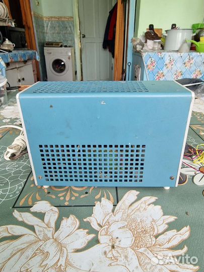 Стабилизированный блок питания на 2-15в. 1А