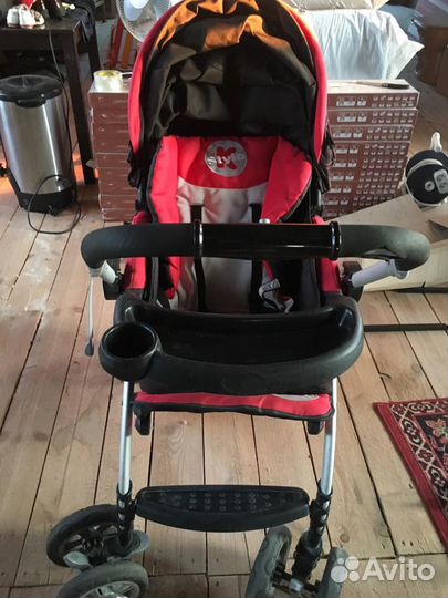 Коляска прогулочная