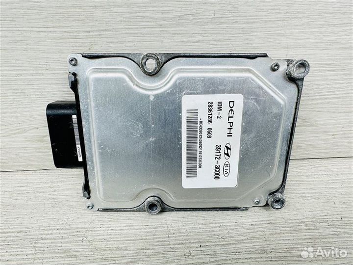 Блок управления топливным насосом Hyundai Equus