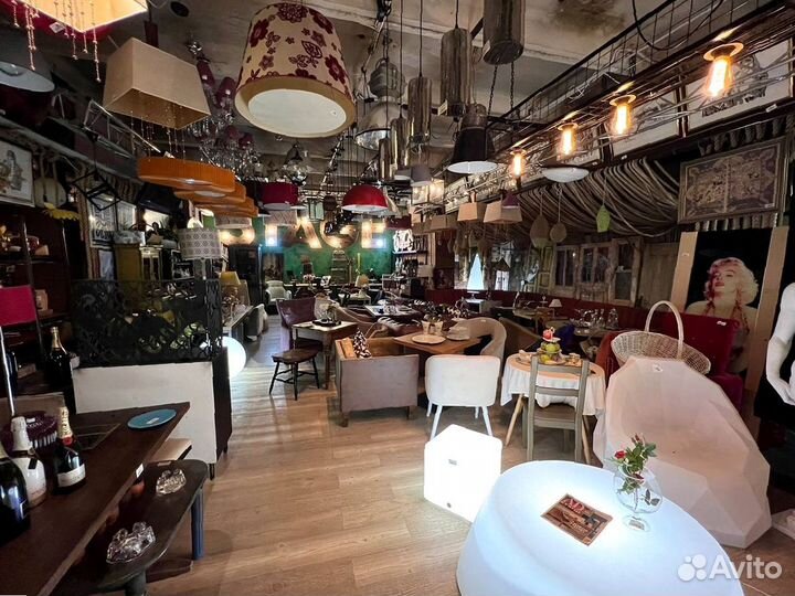 Закрылся ресторан продаю мебель