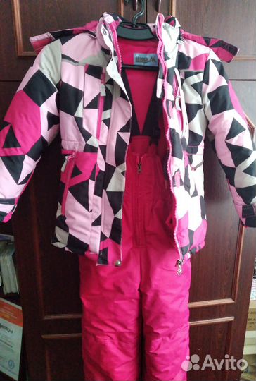 Куртка и полукомбинезон зима р.134