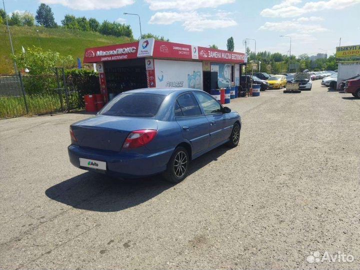 Kia Rio, 2002