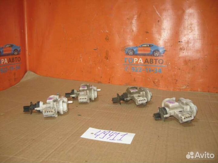 Активатор замка двери Volkswagen Passat B3