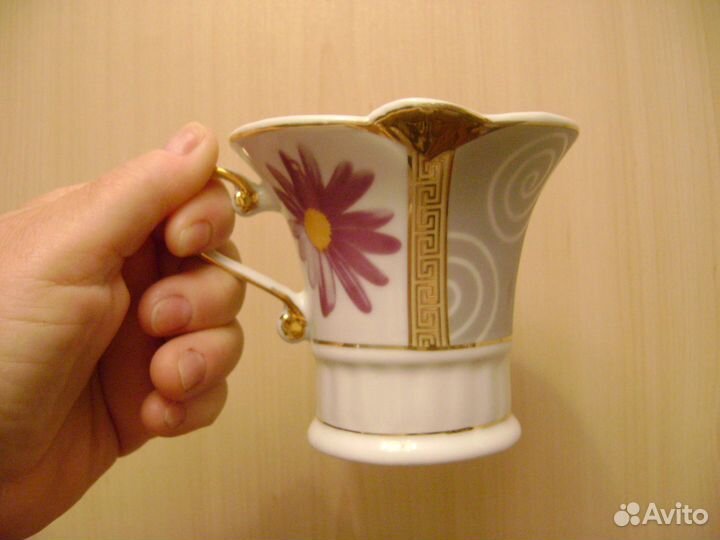 Чашки кофейные фарфор 2шт разные в Колпино