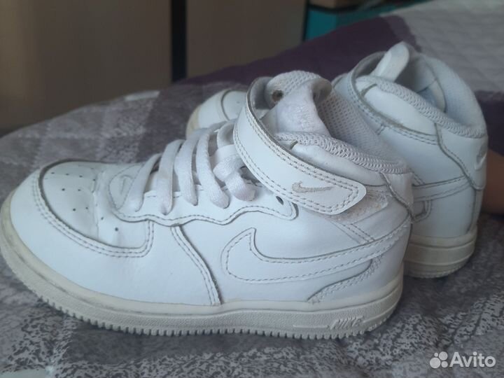 Кроссовки nike детские