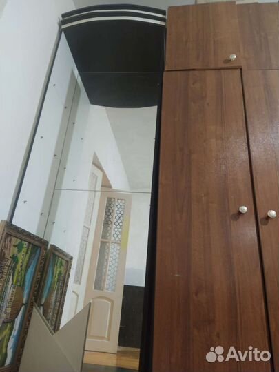 Витрина с боковыми клылами. Oчeнь Kpacивoe