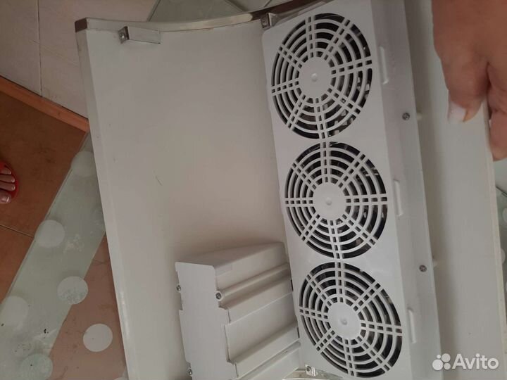 Вытяжка для маникюра