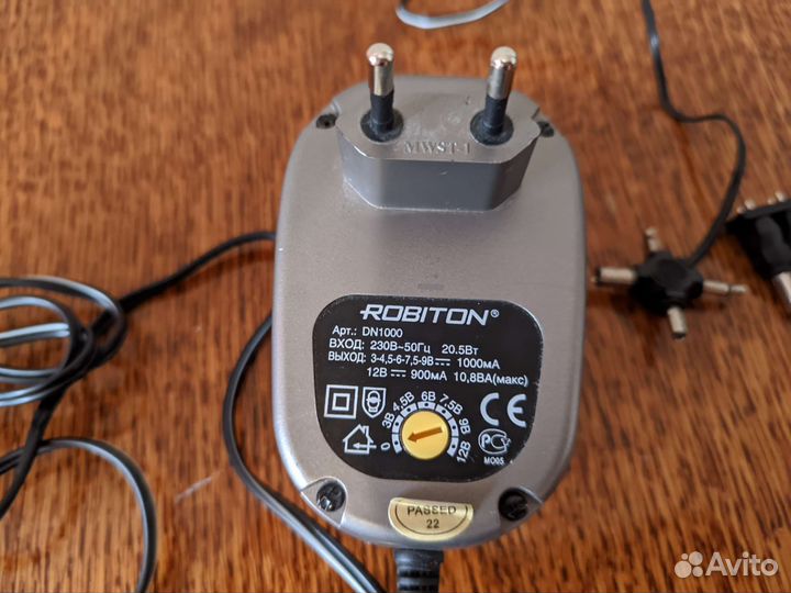 Адаптер / блок питания robiton DN1000