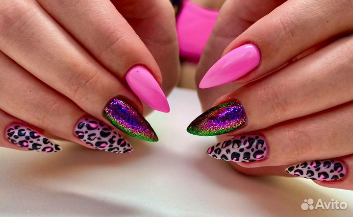 Маникюр наращивание ногтей педикюр