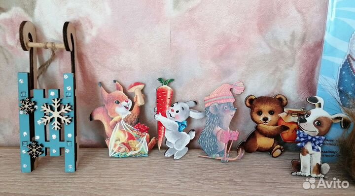 Новогодние елочные игрушки, новые