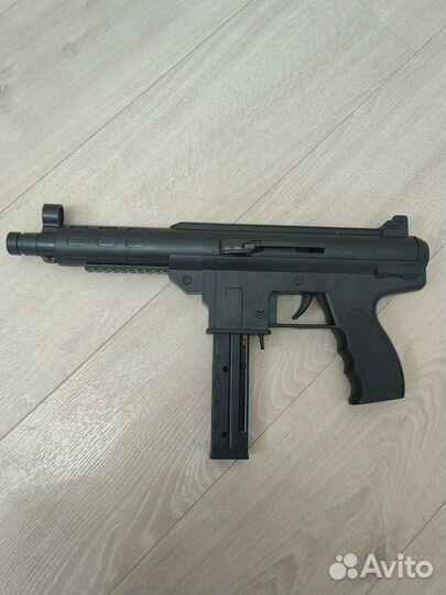 Игрушечный автомат