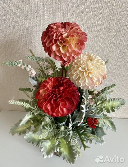 Цветочная композиция на стол