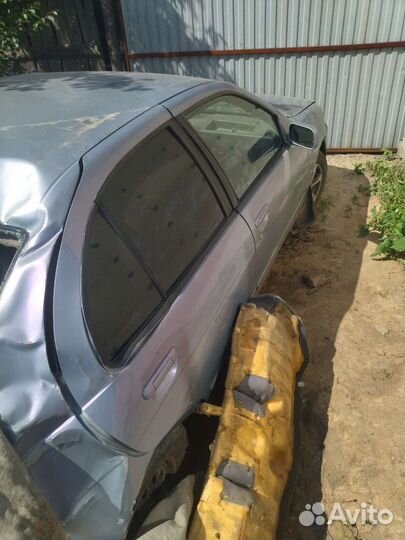 Nissan Almera 1.6 AT, 1999, битый, 300 000 км
