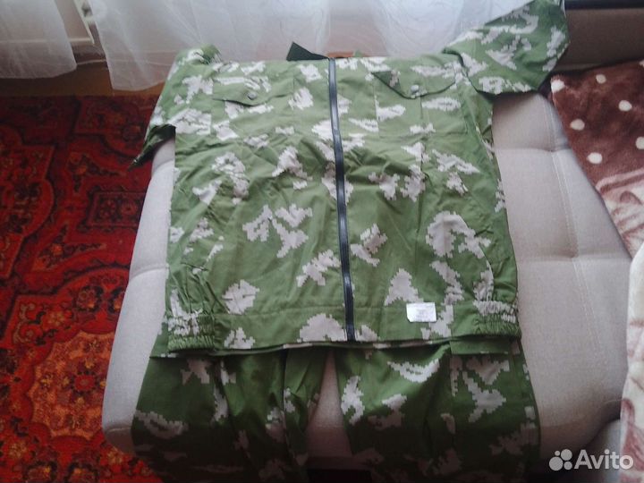 Защитный костюм