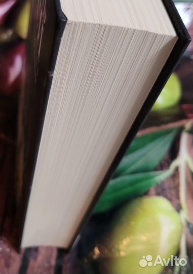 Книга Мишель Бюсси «Черные кувшинки»