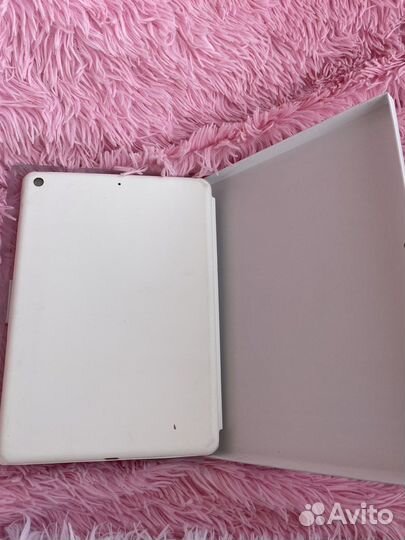 Чехол на iPad 10.2