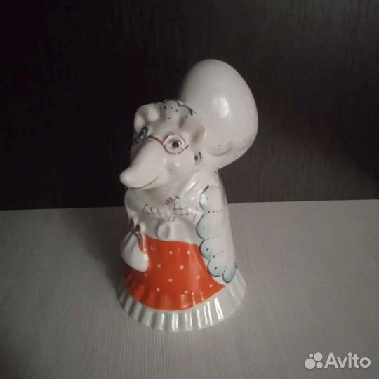 Фарфоровые статуэтки