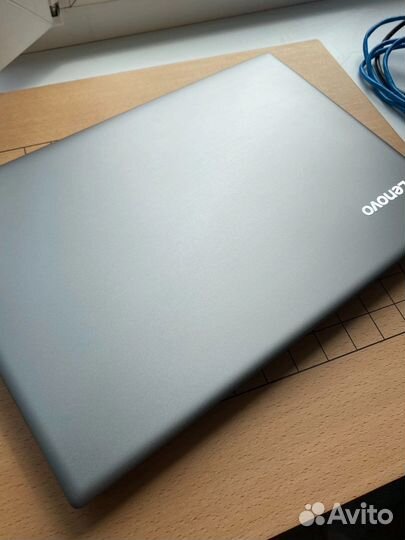 Lenovo ideapad 720 15ikb