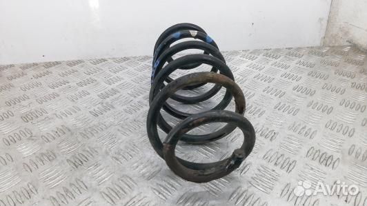 Пружина задняя toyota auris E150 (BBN19LY02)