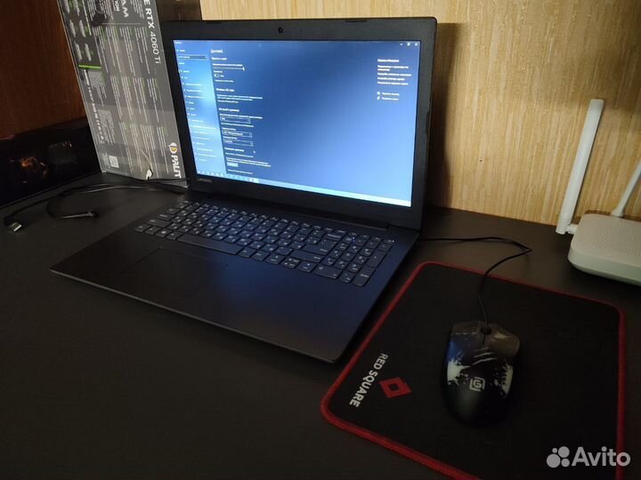 Ноутбук Lenovo: Core i3-6006U, GeForce 920MX, 6 Гб