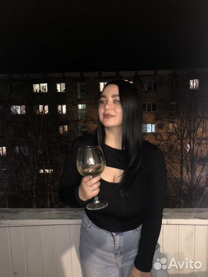 Водолазка с разрезом
