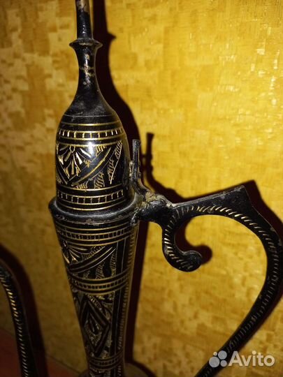 Кувшин из индийской латуни