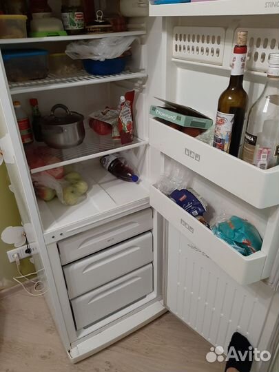 Холодильник бу stinol