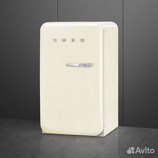Холодильник smeg FAB10hlcr5