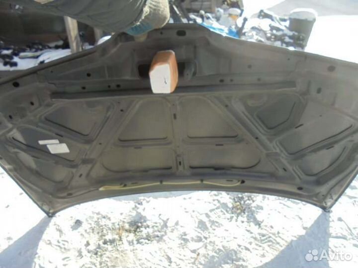 Капот Nissan Tino V10 QG18DE 2002