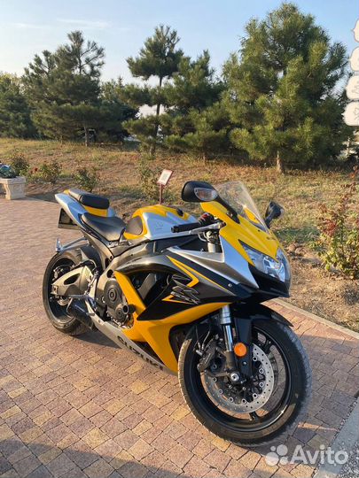 Suzuki GSX-R 600 K8