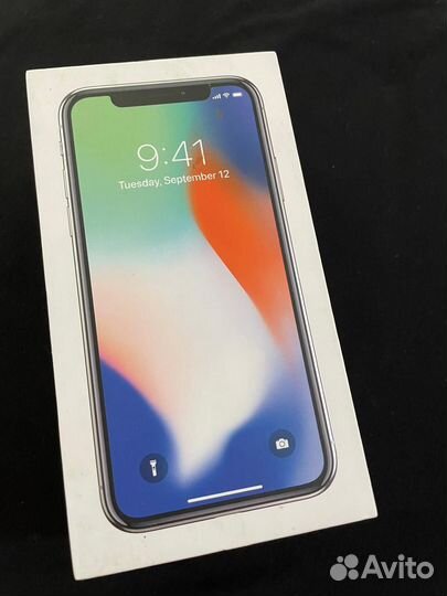 iPhone X, 64 ГБ