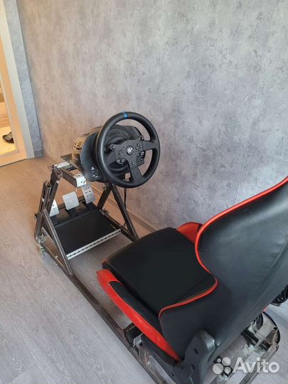 Кокпит для симрейсинга