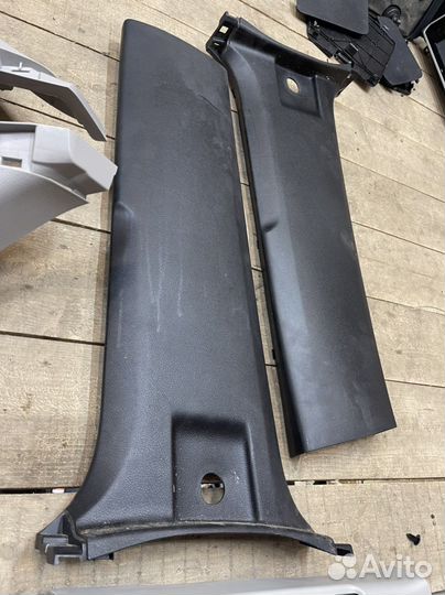 Пластик салона Toyota Land Cruiser Prado 150