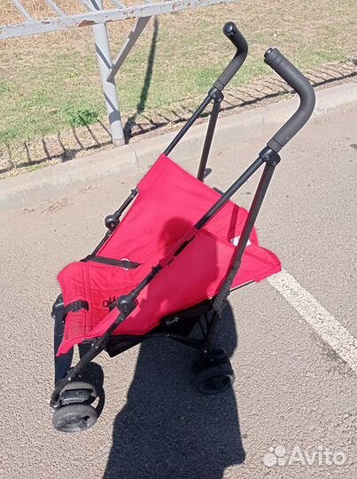 Прогулочная коляска трость