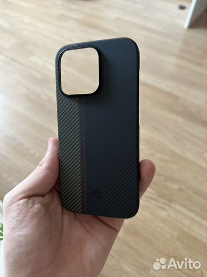 Pitaka iPhone 14 pro