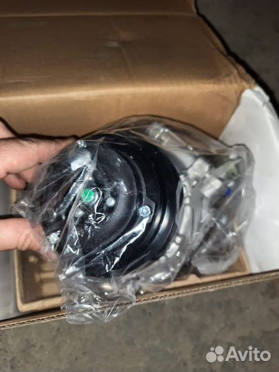 Компрессор кондиционера mercedes