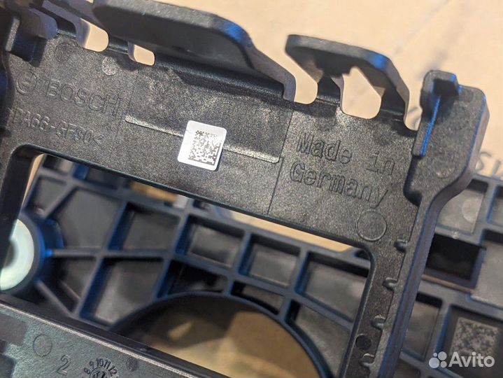 Кронштейн крепления радарного датчика новый