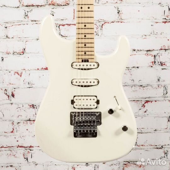 Charvel Pro-Mod San Dimas Style 3 HSS HT M
