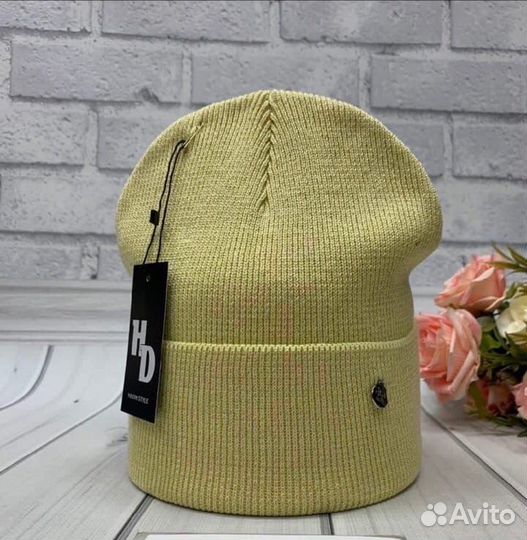 Новая деми шапка